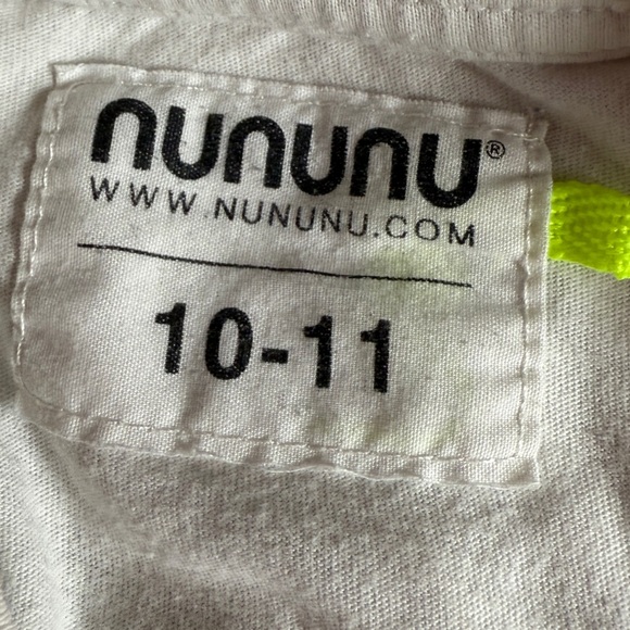 Nununu Gray /White Tee in Play Condition Scissors and Measuring tape Tee Flaw - Picture 3 of 6